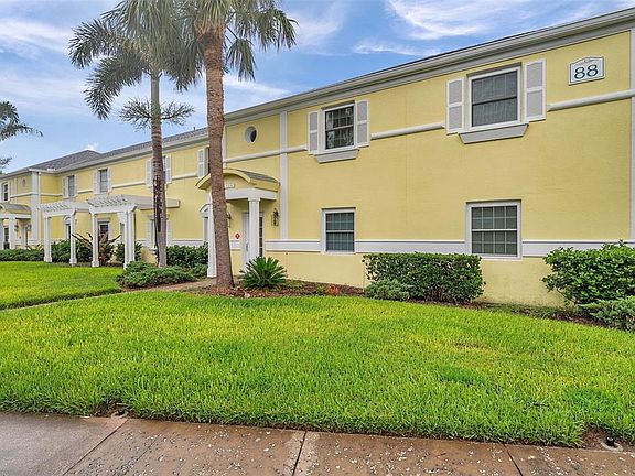 5th image of 144-166 POMPANO DRIVE SE #A