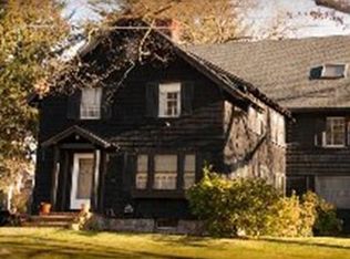 124 Warwick Rd, Melrose, MA 02176