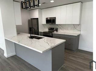 7041 Raleigh St, Hollywood, FL 33024