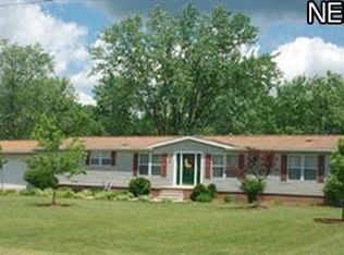 5533 Rutledge St, Dennison, OH 44621