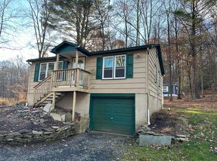 565 Marshalls Creek Rd, East Stroudsburg, PA 18302