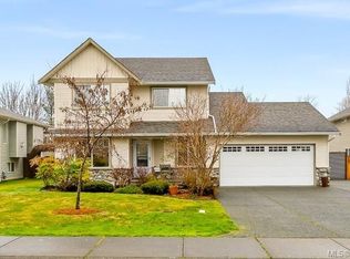2480 Kinross Pl, Courtenay, BC V9N 1Y2