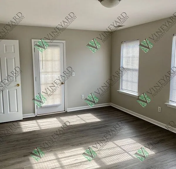 3325 Chastain Landings Ct — Photo 32