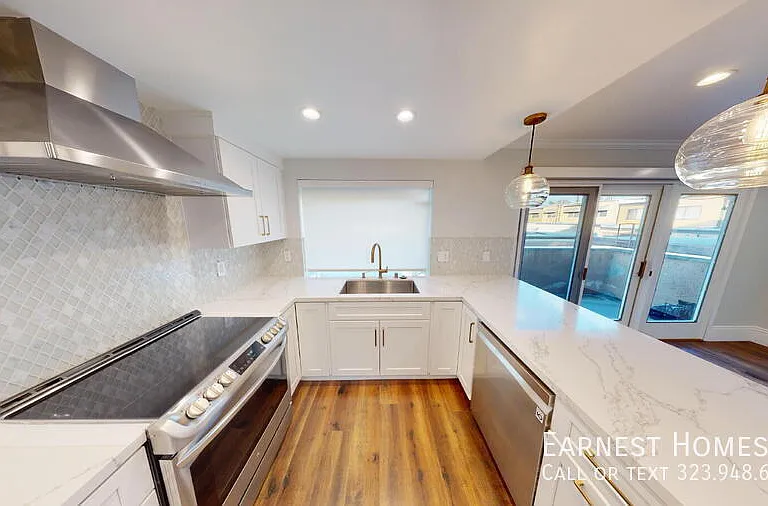 14309 Hartsook St — Photo 2