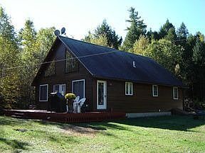 Has new Metal roof