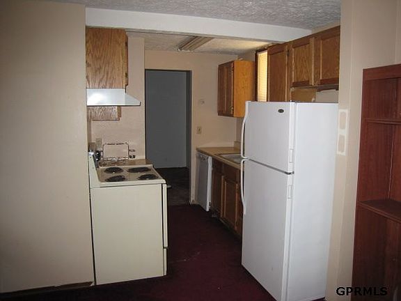 4th image of 3331 Harney St