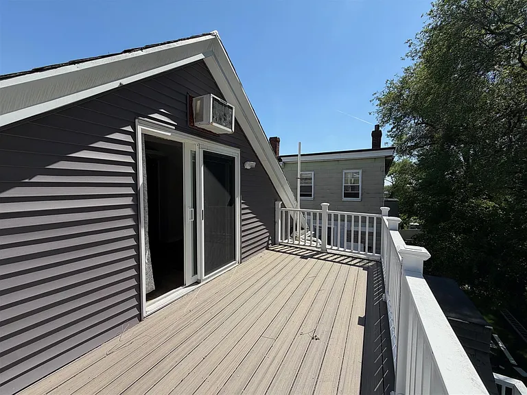 57 Clarendon Ave #1 — Photo 17