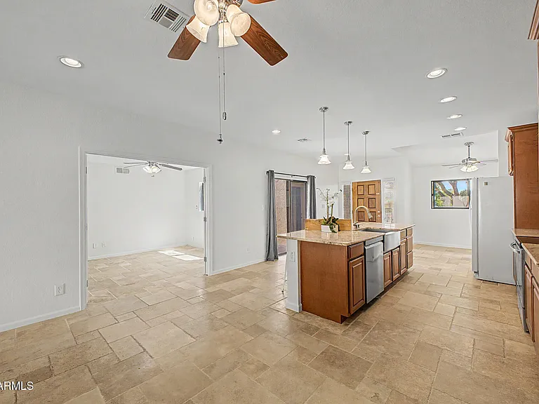 5134 N 78th Pl — Photo 6