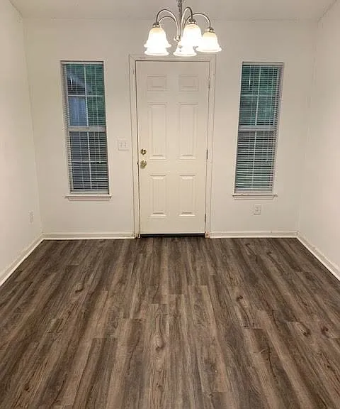 2704 Bluff View Dr #B — Photo 5