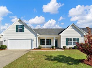 1446 Mingary Ave, Fayetteville, NC 28306