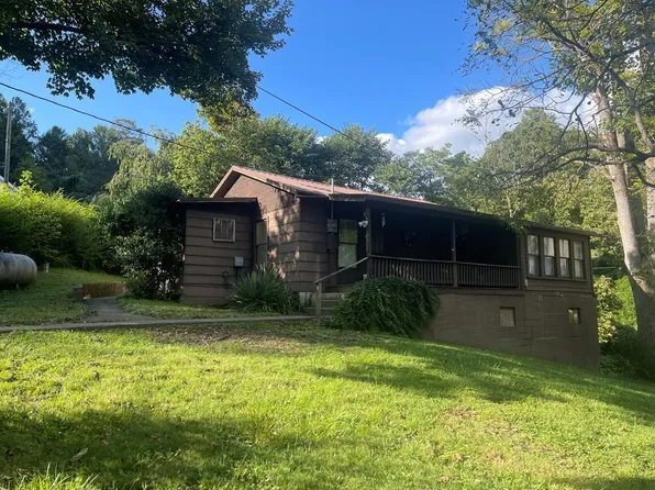 20 Church Hill Rd, Letcher, KY 41832