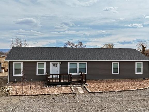 2nd image of 808 1525 Road