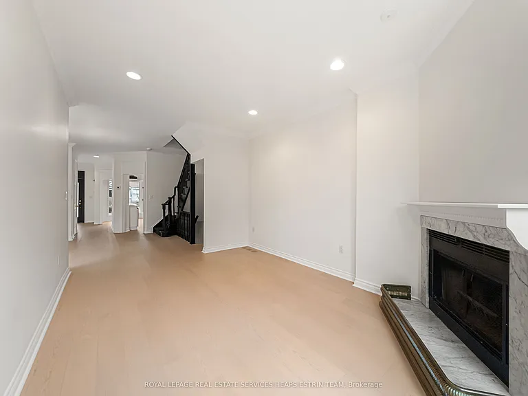 10 Gibson Ave — Photo 11