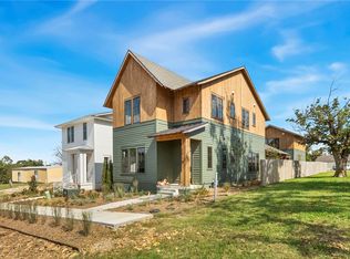 1016 NW A St, Bentonville, AR 72712