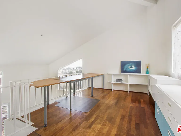 255 Main St #306 — Photo 16
