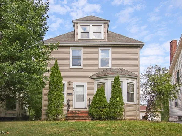 3195 Whitethorn Rd, Cleveland Heights, OH 44118