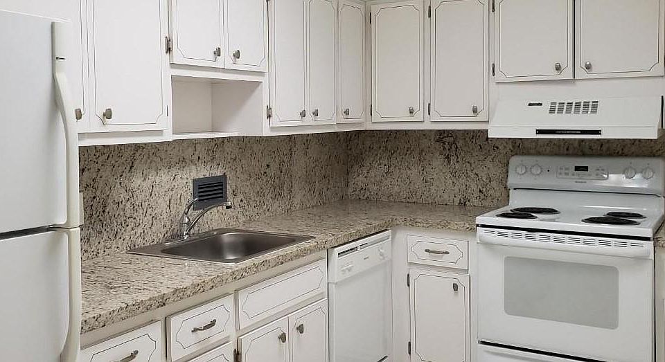 1st image of 10187 Collins Ave