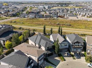 3948 Claxton Loop SW, Edmonton, AB T6W 1Y7