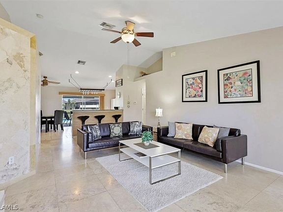 3rd image of 4022 SW 12th Pl