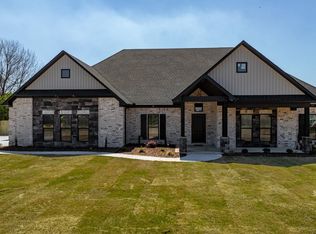 6 John David Rd, Vilonia, AR 72173