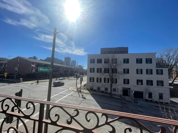 TrenKamp Flats, 1305 N Milwaukee St APT 2, Milwaukee, WI 53202