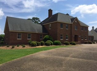 1940 Rivershore Rd, Elizabeth City, NC 27909