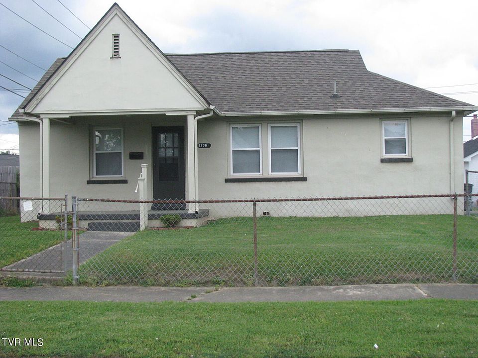 1st image of 1306 Pine St