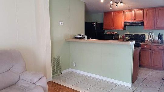 2nd image of 14009 Ash Grove Ct