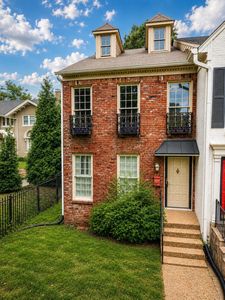1636 Central Ave, Memphis, TN, 38104