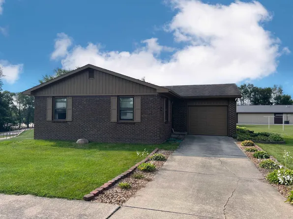 130 Highland Park Dr, Albion, IN 46701