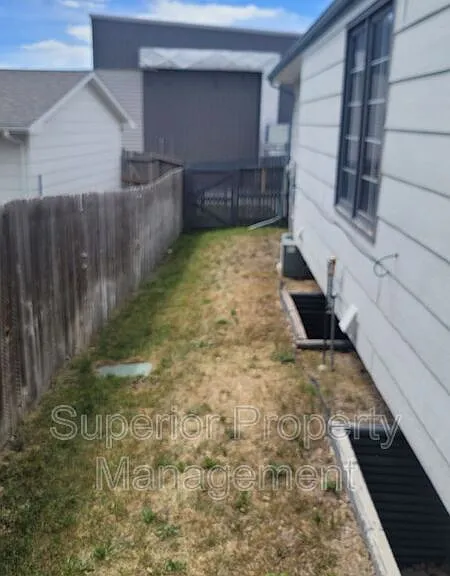2619 Sagebrush Ave — Photo 3