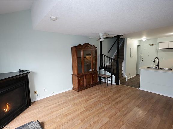 5th image of 67 Valleyview Rd #58