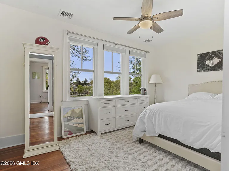 41 Grove St — Photo 20