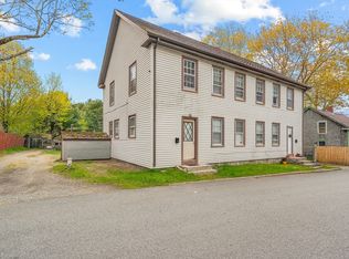 5 Seven Beeden Pl, Westport, MA 02790