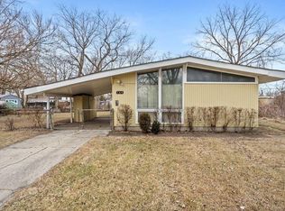 738 E 48th Pl, Gary, IN 46409