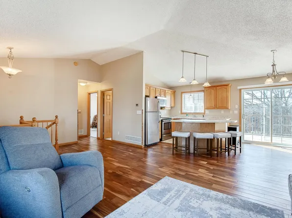 1050 Kilbirnie Rd, Big Lake, MN 55309