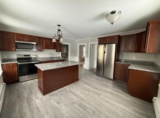 467 Middle St, Fall River, MA 02724