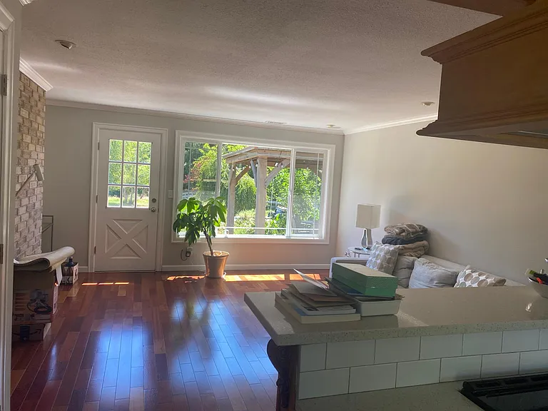 20405 SE 127th St — Photo 3