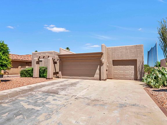 3rd image of 25646 S Brentwood Dr