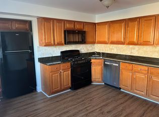 8137 W 84th Pl #2S, Justice, IL 60458