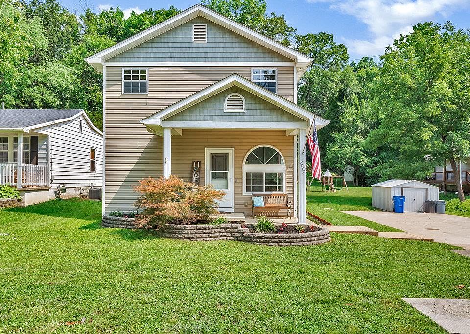1st image of 49 Boyd Ave