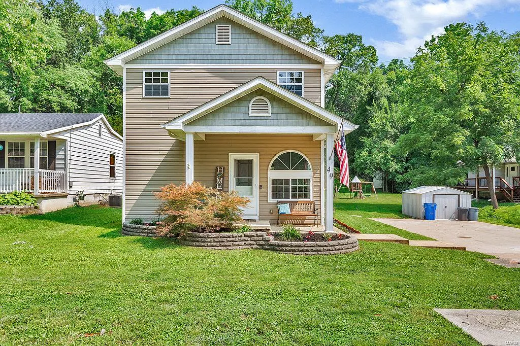 49 Boyd Ave photo 1