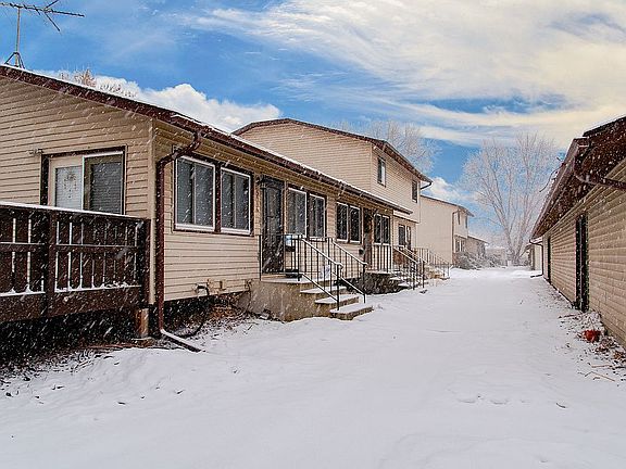 3rd image of 5916 26th St W