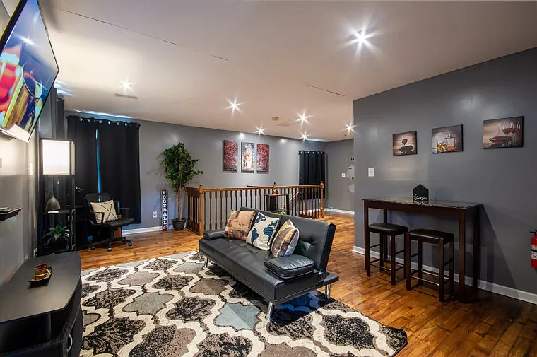 307 Reid St #3