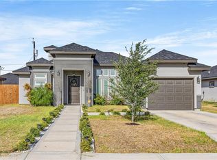 813 Hawk St, Alamo, TX 78516