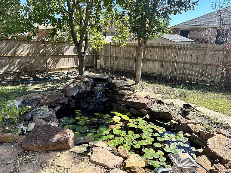 9008 Winding River Dr — Photo 9