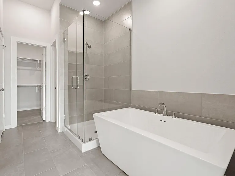 6579 Scarlet Pond Ln — Photo 22