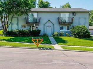 2713 E Pioneer Trl APT 1, Sioux Falls, SD 57103