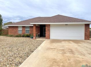 2241 Enloe Dr, Clovis, NM 88101