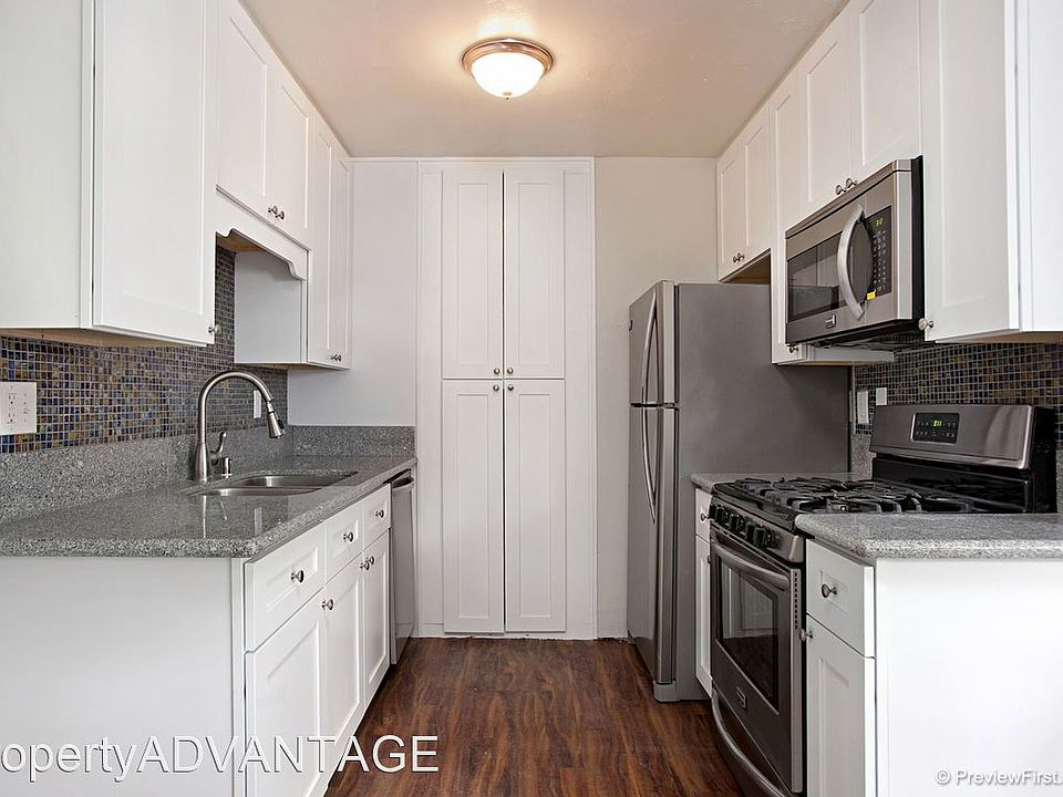 1st image of 3148 Hawthorn St APT D